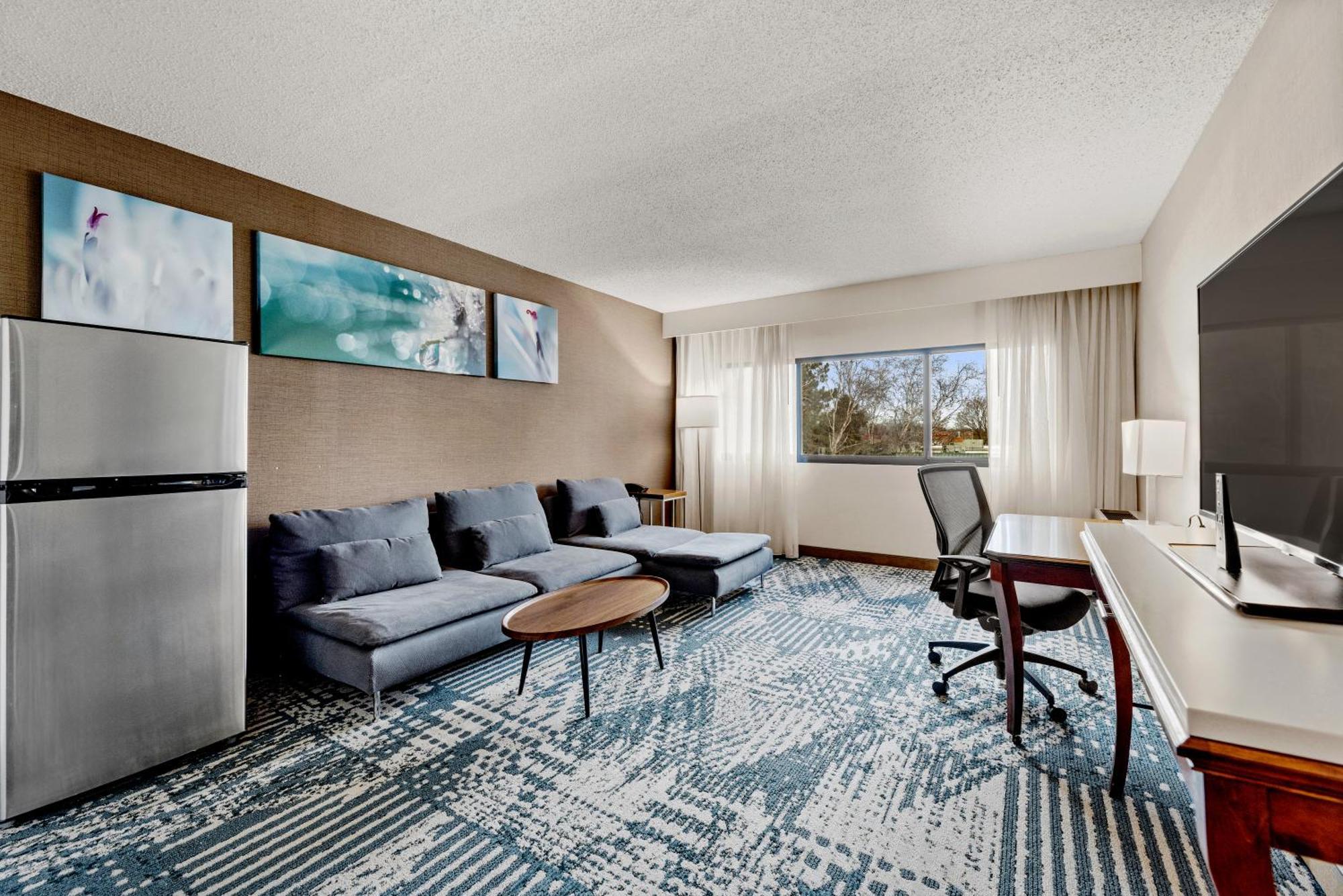 Delta Hotels By Marriott Mount Pleasant Racine Exterior foto